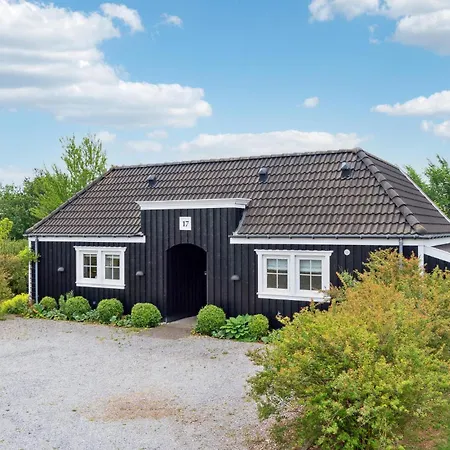 Tisvildelund *